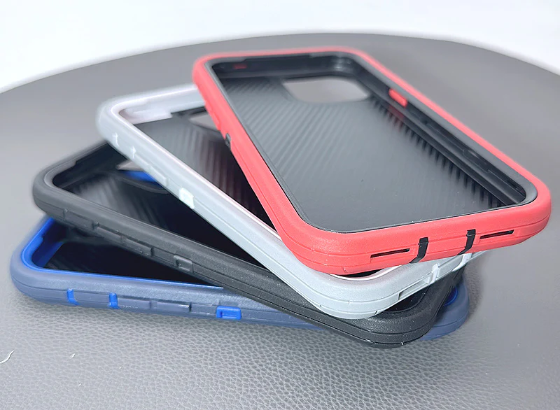 iPhone 16 pro max 6.9 Robot case - Image 4