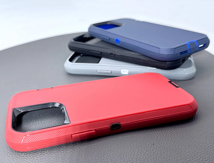 iPhone 16 pro max 6.9 Robot case - Image 2